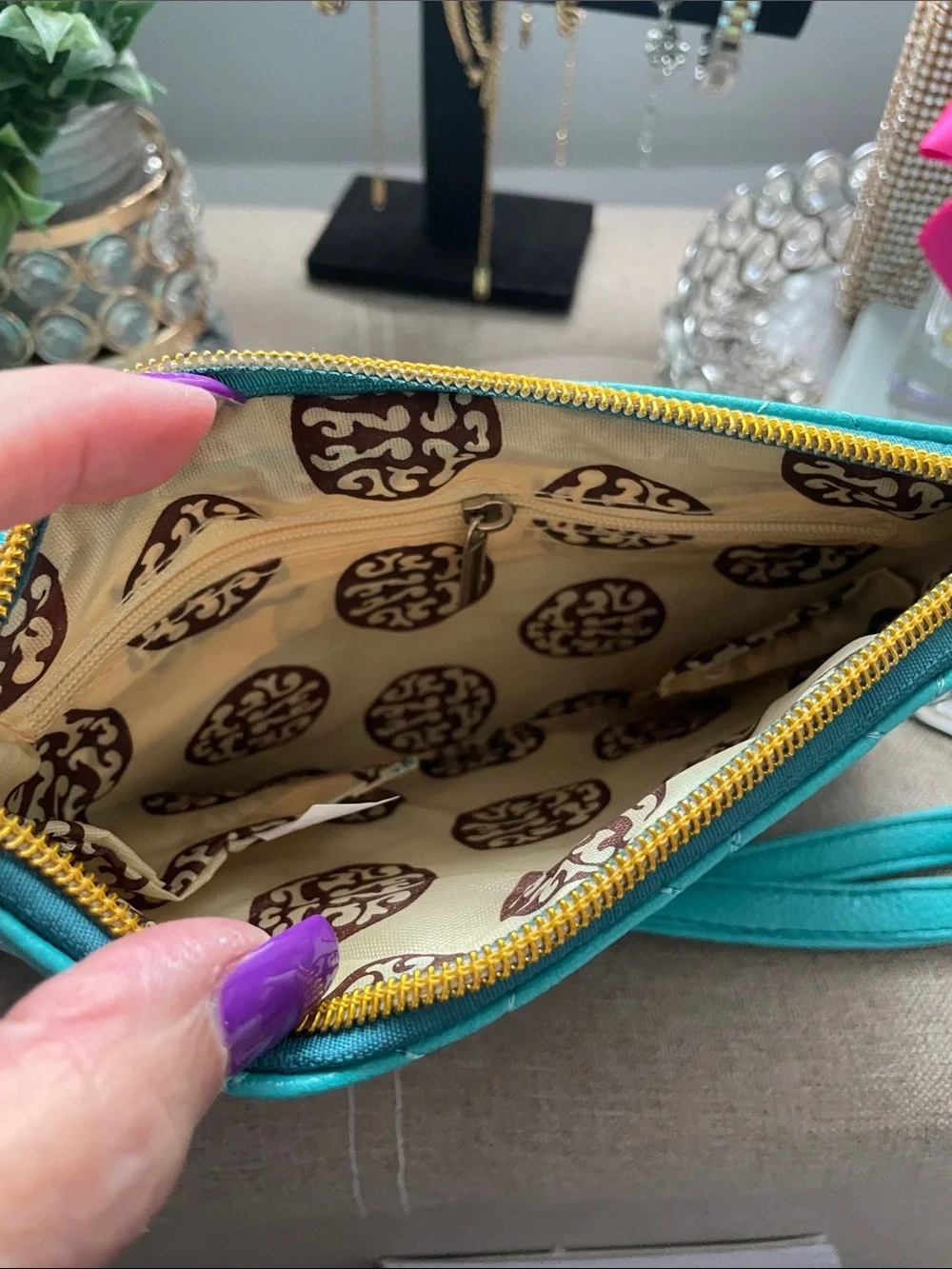 ✨Tiffany Blue Quilted Cosmetic Pouch with Gold Zipper & wristlet ✨NWT